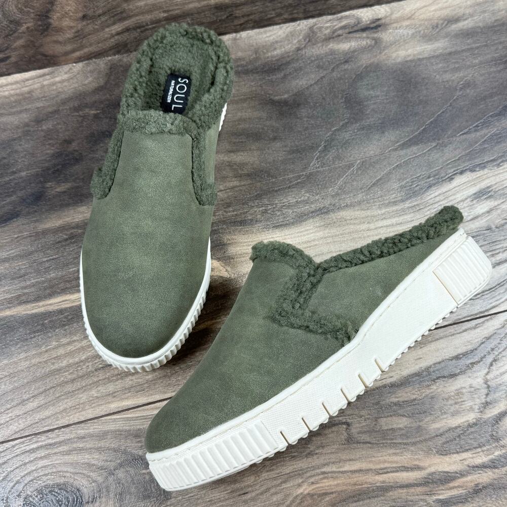 NIB SOUL Naturalizer 9W Truly Cozy Faux Fur Lined Comfort Sneaker Clog Olive